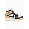 NIKE WMNS AIR JORDAN 1 RETRO HIGH OG LATE
