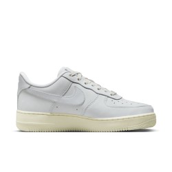 NIKE WMNS AIR FORCE 1...