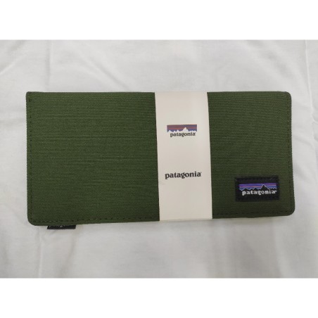 PORTE FEUILLE PATAGONIA VERT